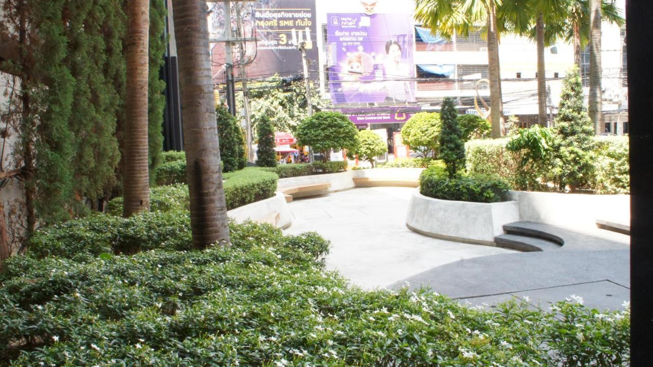 Ferienwohnung The Astra Chiang Mai Exterior foto